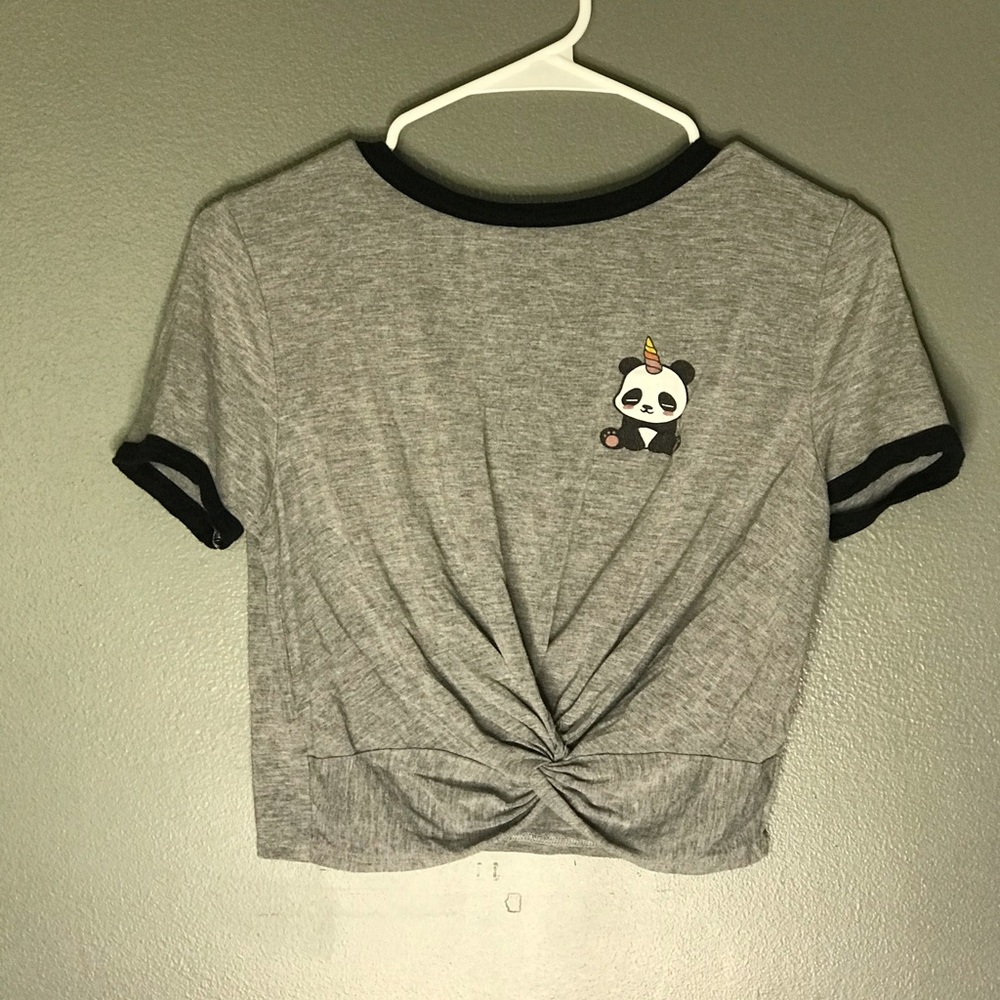 Knotted short sleeve tee